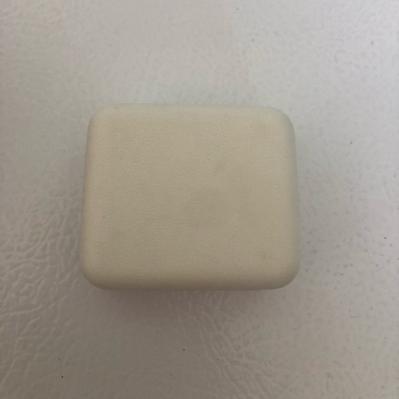 10K yellow gold ball studs/cubic zirconium stud SE - Picture 3 of 6